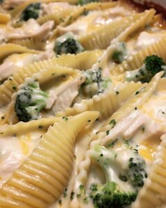 Cheesy Chicken and Broccoli Pasta Shells Recipe