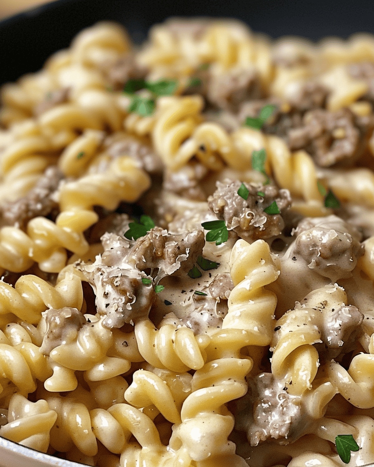 Creamy Beef and Rotini Alfredo Recipe