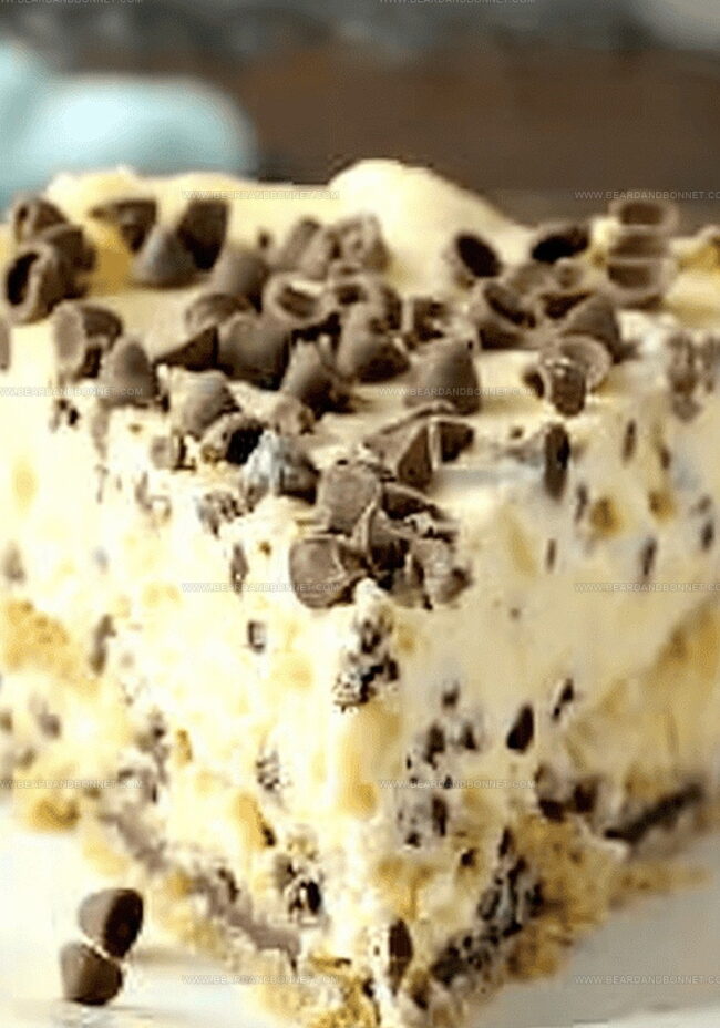 How to Bake and Chill a Cannoli Cheesecake