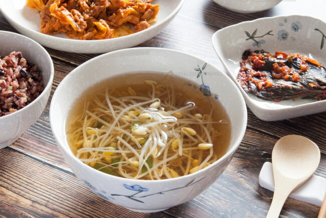 Kongnamul Guk
