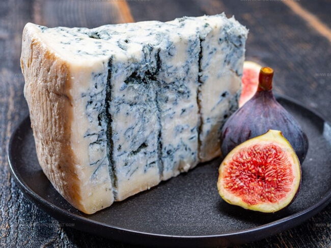 What Is Gorgonzola Cheese?