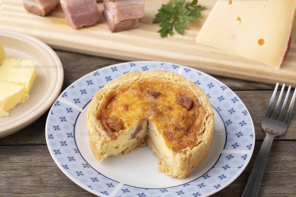 13 Gruyere Alternatives That Work in a Quiche