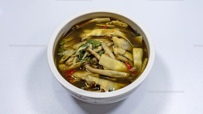 Vietnamese Bamboo Shoots Soup (Canh Mang)