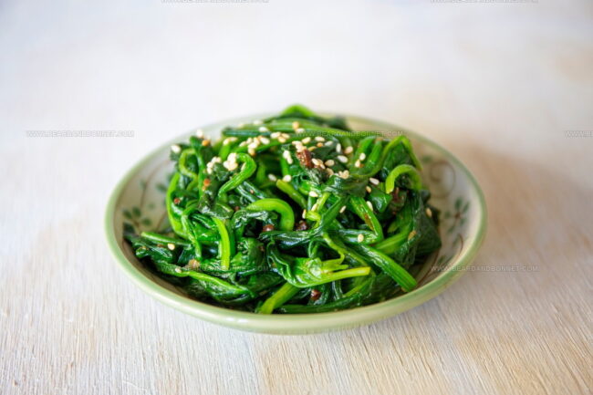 Sigeumchi Namul